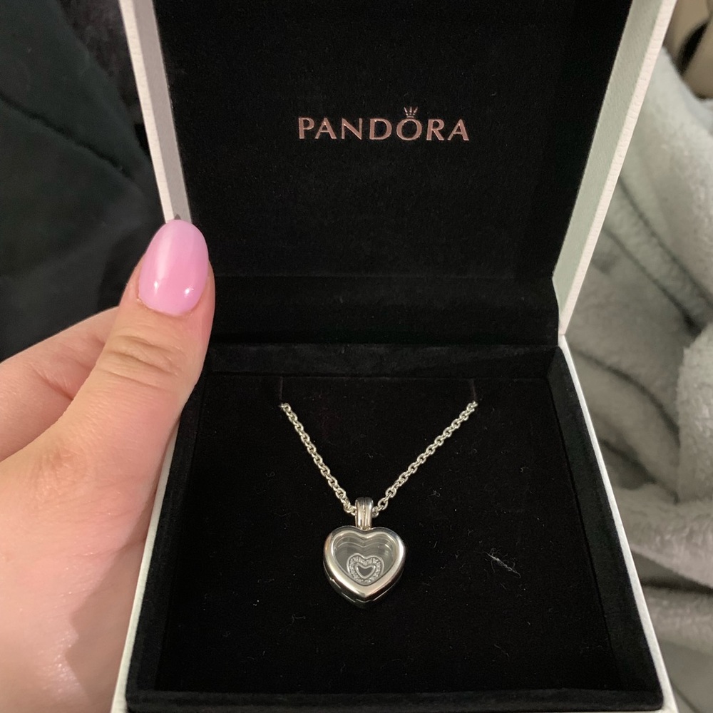 Pandora floating heart locket necklace